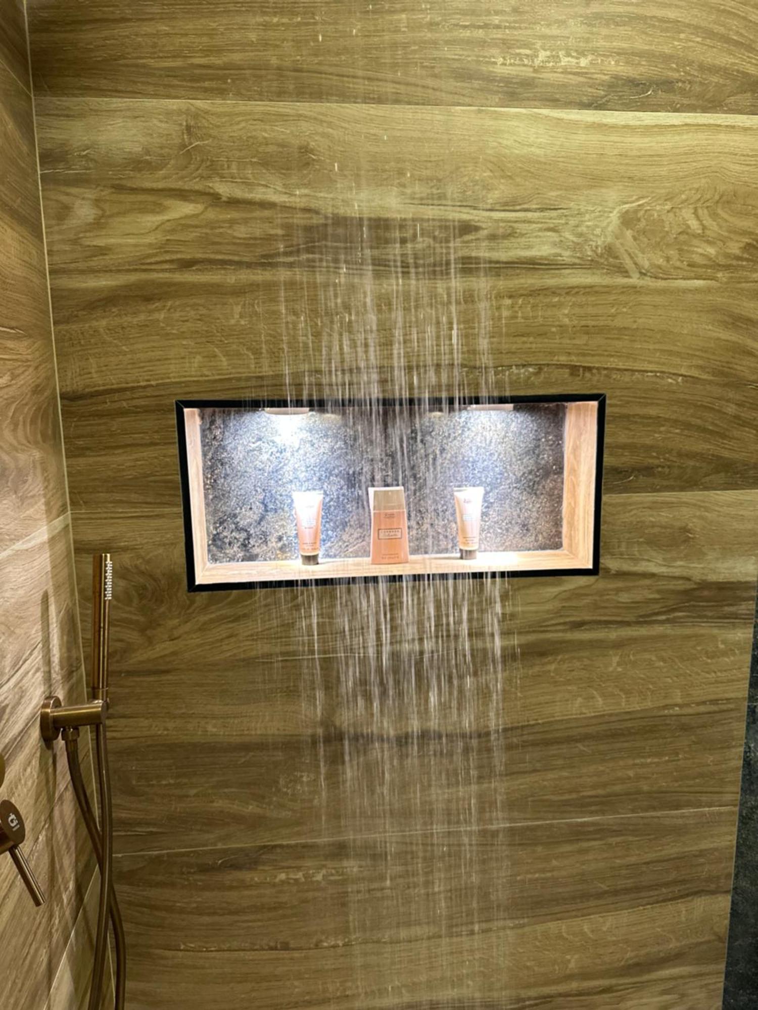 Apartments Gucci Ulcinj Exterior photo