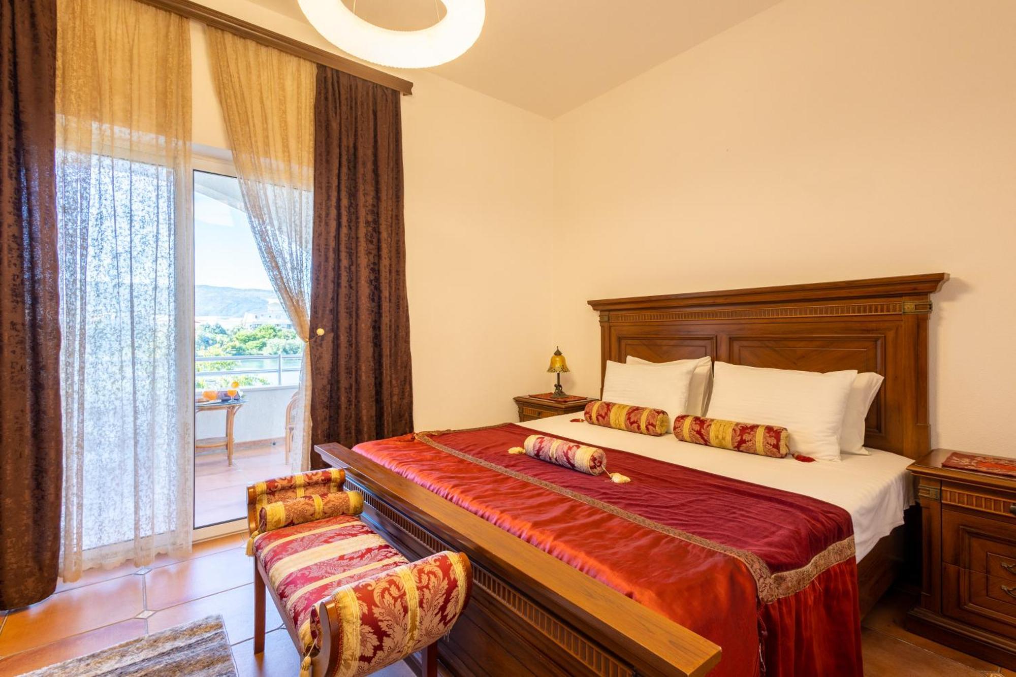 Apartments Gucci Ulcinj Exterior photo